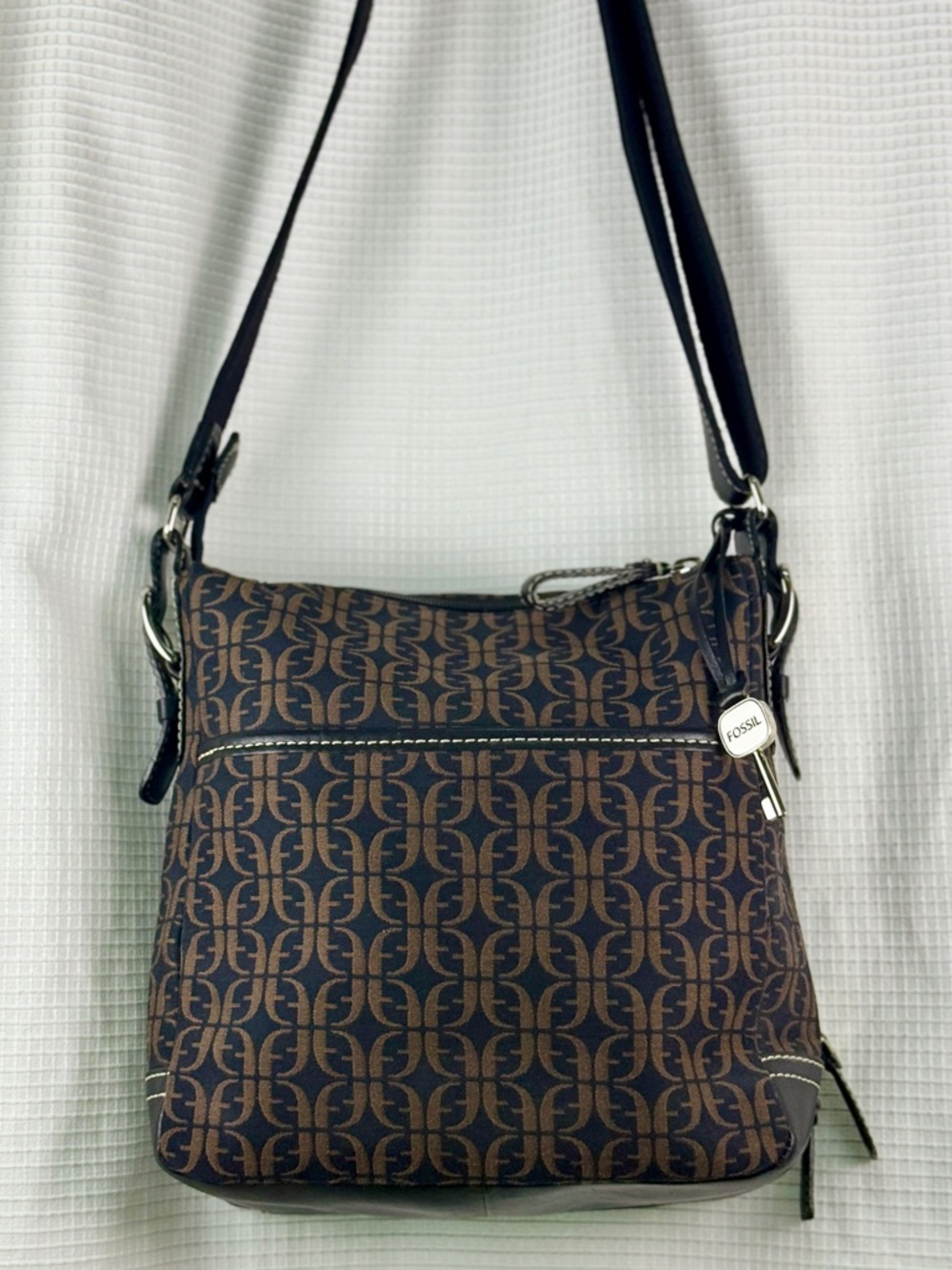 Fossil Signature Canvas Crossbody Bag Black & Brown Logo with Organizer Pocket